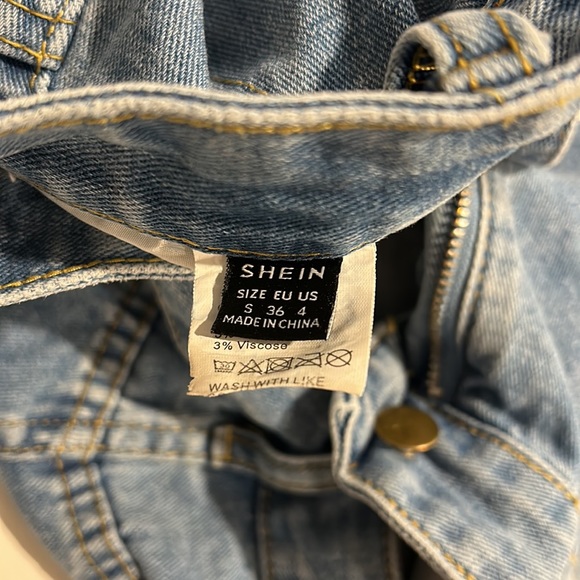 SHEIN | rolled hem denim shorts | size S :) - Picture 7 of 8